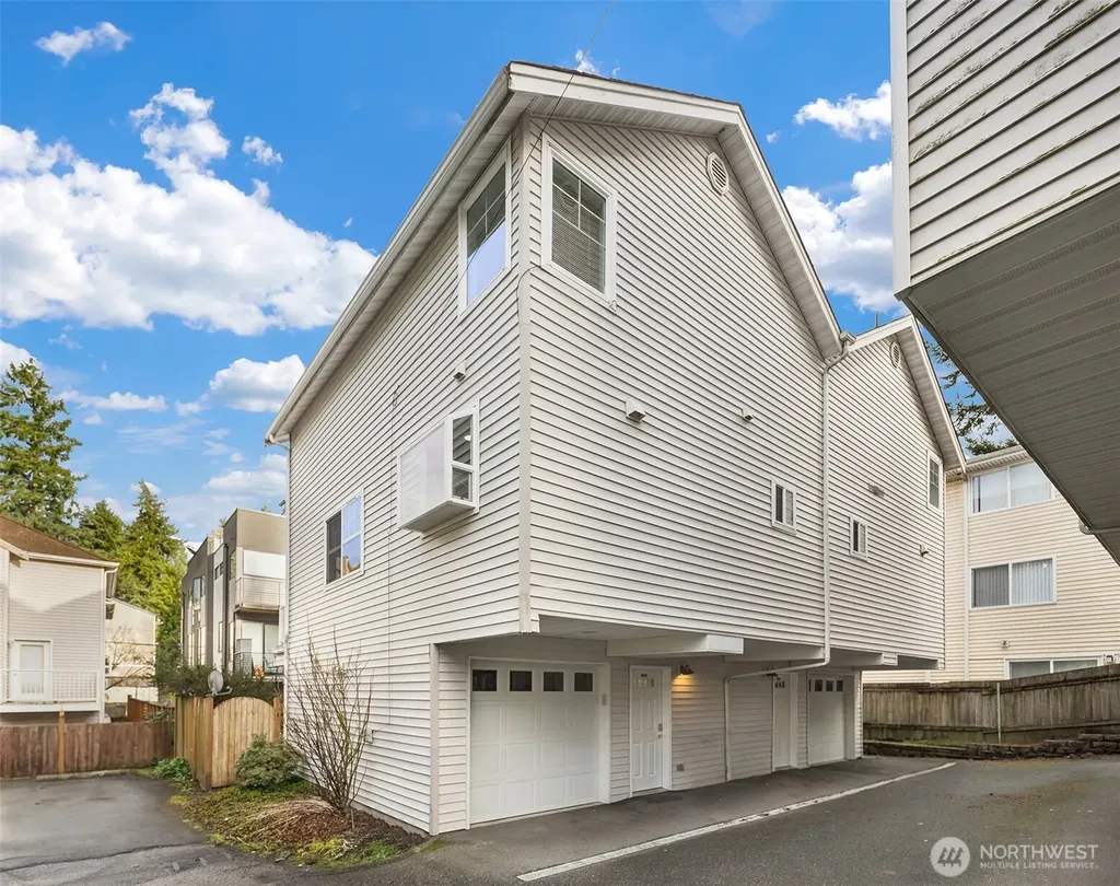 14338 Lenora Place N Seattle WA 98133