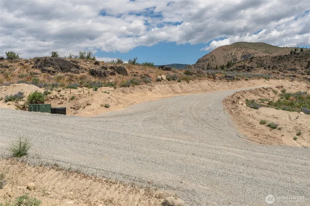 656 Glory View Lane Lot #1 Manson WA 98831