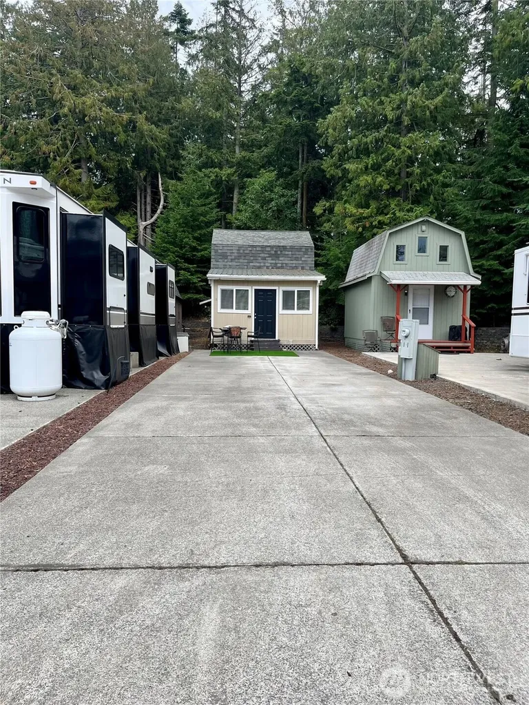 392 Industrial Parkway Sequim WA 98382