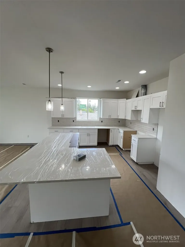 30319 11th Place S Federal Way WA 98003