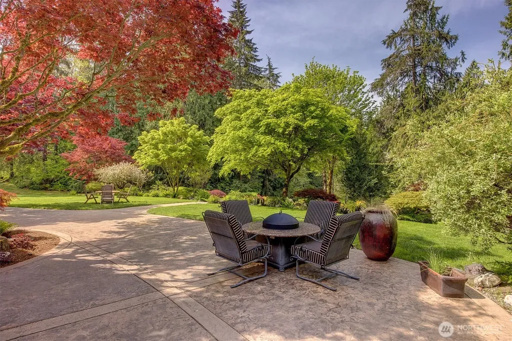 27404 35th Avenue NE Arlington WA 98223