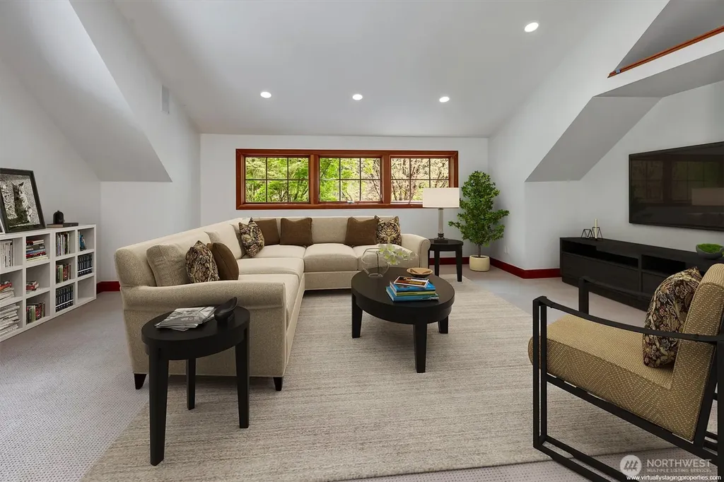 27404 35th Avenue NE Arlington WA 98223