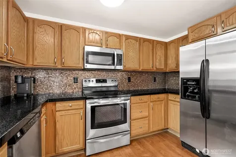 17535 Loop Lane SE Yelm WA 98597