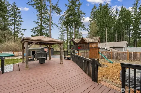 17535 Loop Lane SE Yelm WA 98597