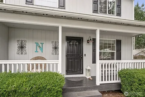 17535 Loop Lane SE Yelm WA 98597