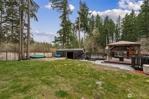 17535 Loop Lane SE Yelm WA 98597