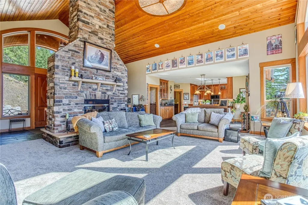 145 Lava Lane Ronald WA 98940
