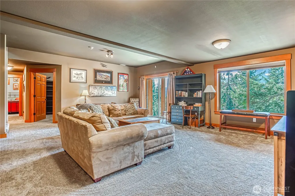 145 Lava Lane Ronald WA 98940