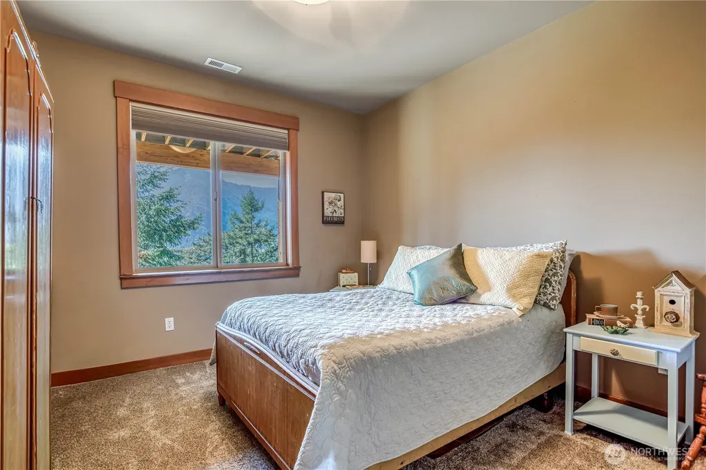145 Lava Lane Ronald WA 98940