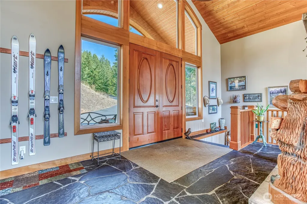 145 Lava Lane Ronald WA 98940