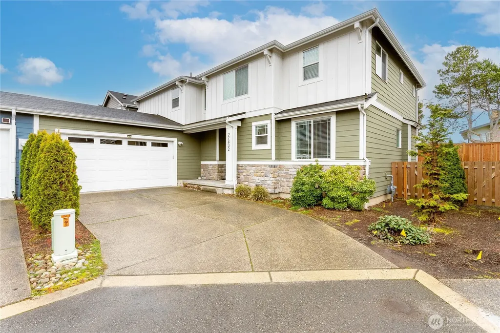 27432 14th Place S Des Moines WA 98198
