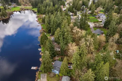 13625 E Lake Kathleen Drive SE Renton WA 98059