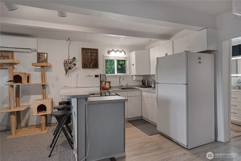 711 E Herron Boulevard NW Lakebay WA 98349