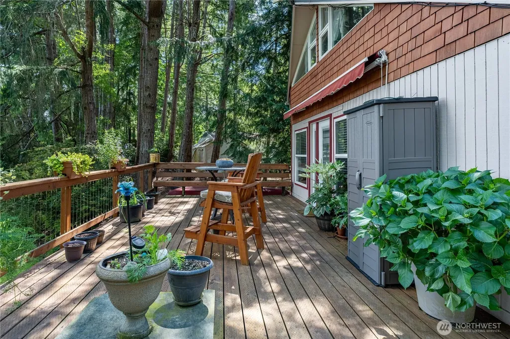 711 E Herron Boulevard NW Lakebay WA 98349