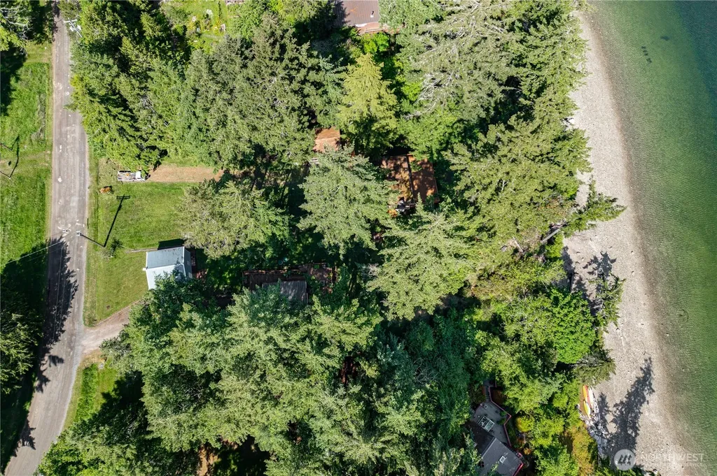 711 E Herron Boulevard NW Lakebay WA 98349