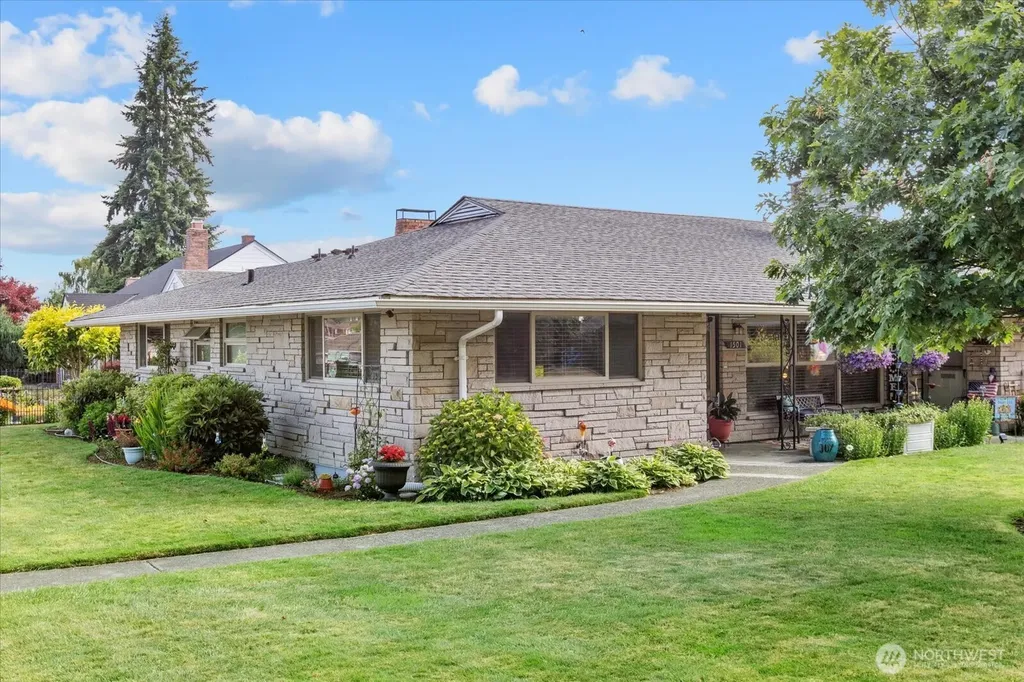 1501 52nd Street SE Everett WA 98203