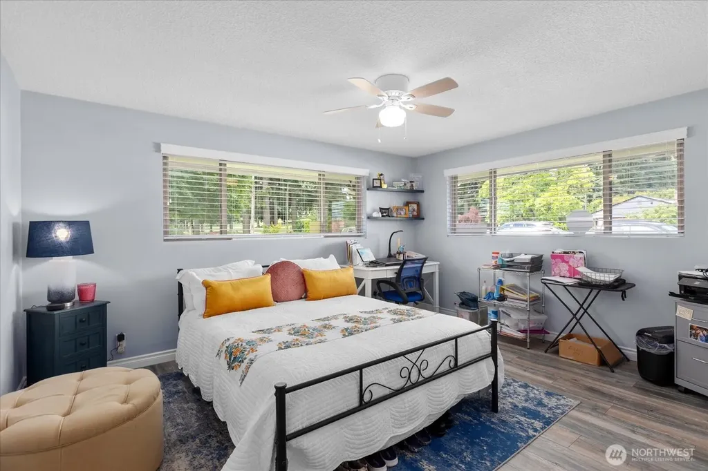 1501 52nd Street SE Everett WA 98203