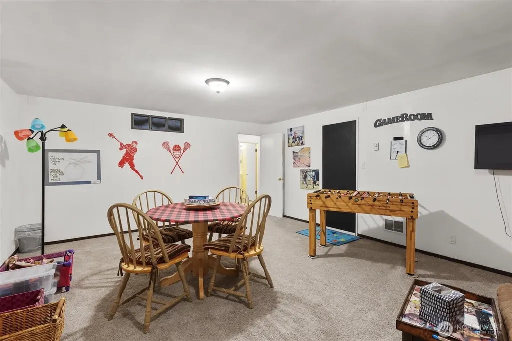1501 52nd Street SE Everett WA 98203