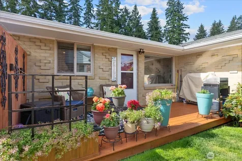 1501 52nd Street SE Everett WA 98203