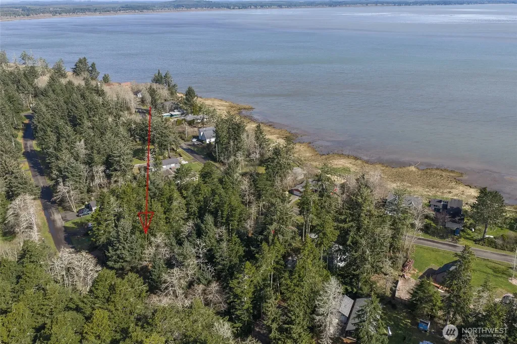 736 Chenois Avenue NE Ocean Shores WA 98569
