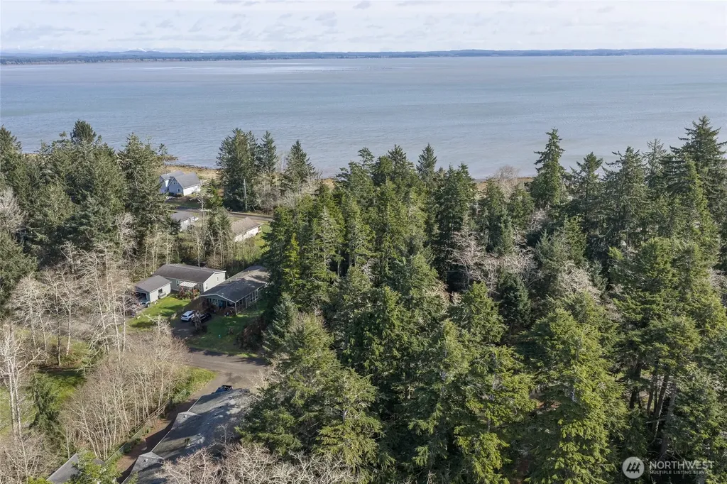 736 Chenois Avenue NE Ocean Shores WA 98569