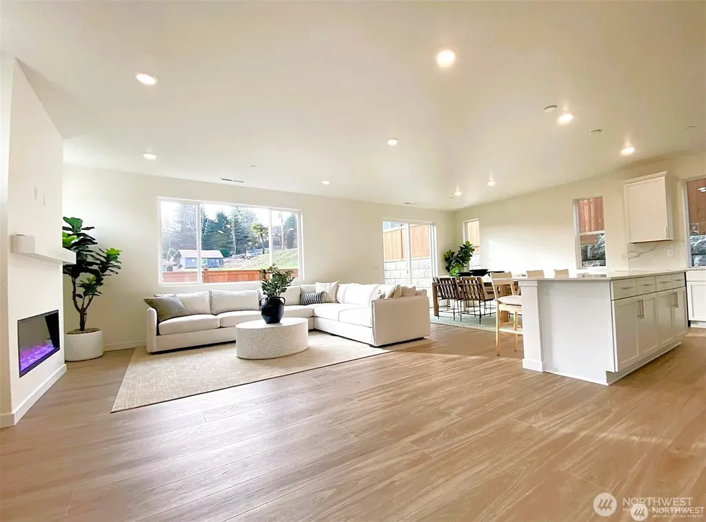 10308 6th Place SE Lake Stevens WA 98258