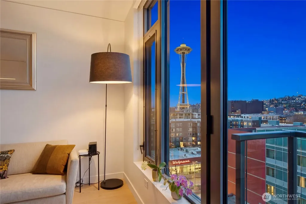 2510 6th Avenue Seattle WA 98121