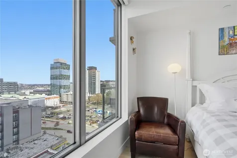 2510 6th Avenue Seattle WA 98121
