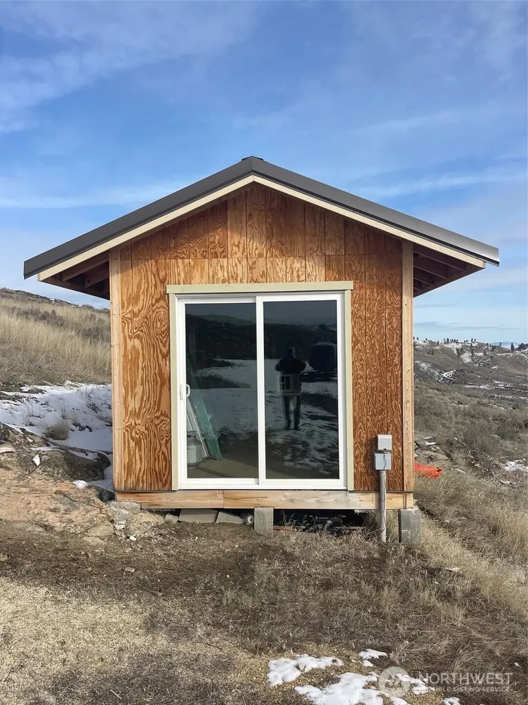31 S Harmony Heights Brewster WA 98812