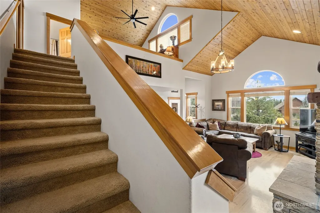 261 Tiger Lily Lane Ronald WA 98940