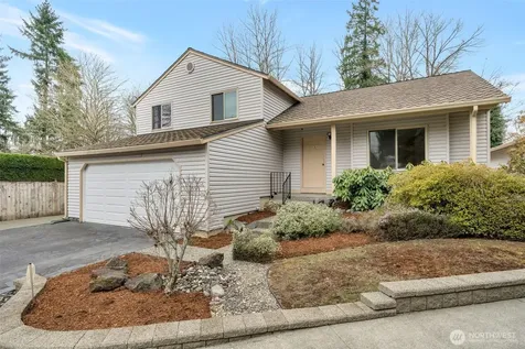 953 Field Avenue NE Renton WA 98059