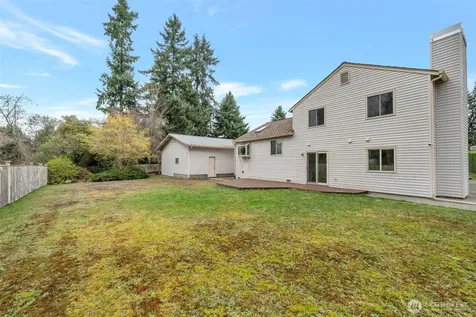 953 Field Avenue NE Renton WA 98059