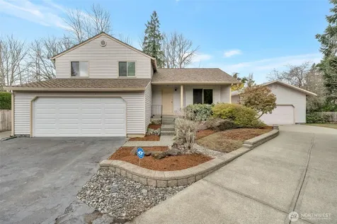 953 Field Avenue NE Renton WA 98059