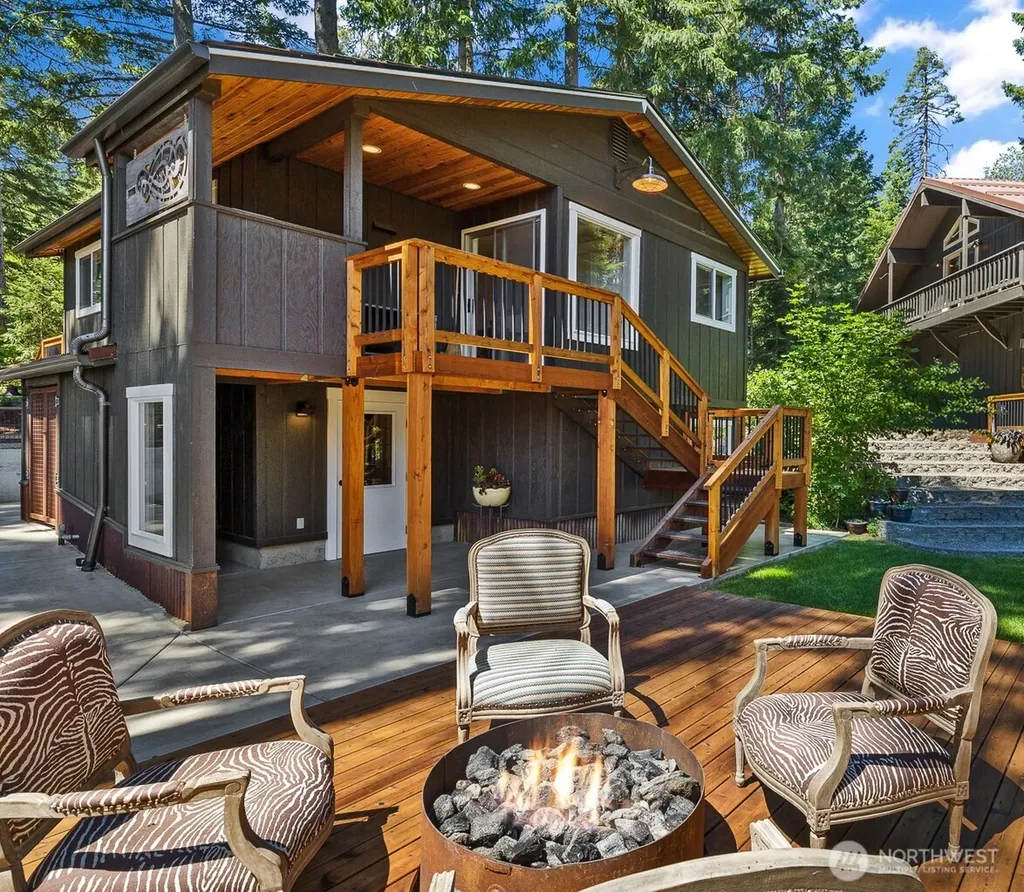 661 W Pacific Avenue Ronald WA 98940