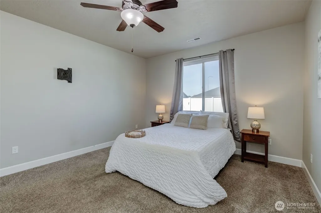 415 SW R Street Quincy WA 98848