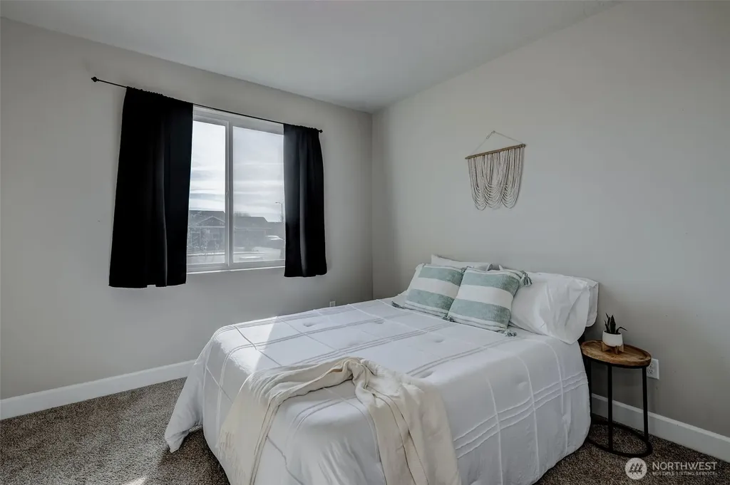 415 SW R Street Quincy WA 98848