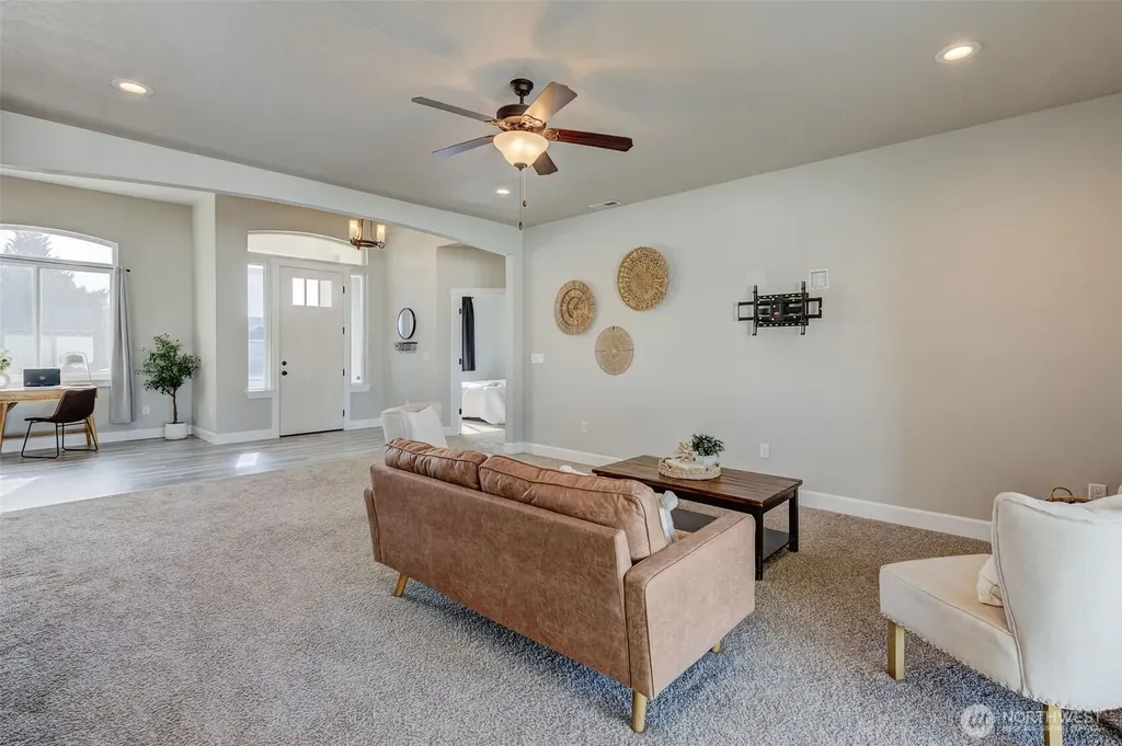 415 SW R Street Quincy WA 98848