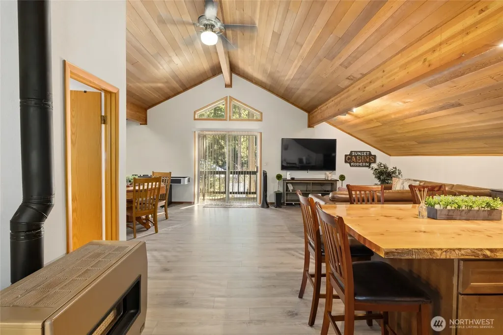 671 W Pacific Avenue Ronald WA 98940