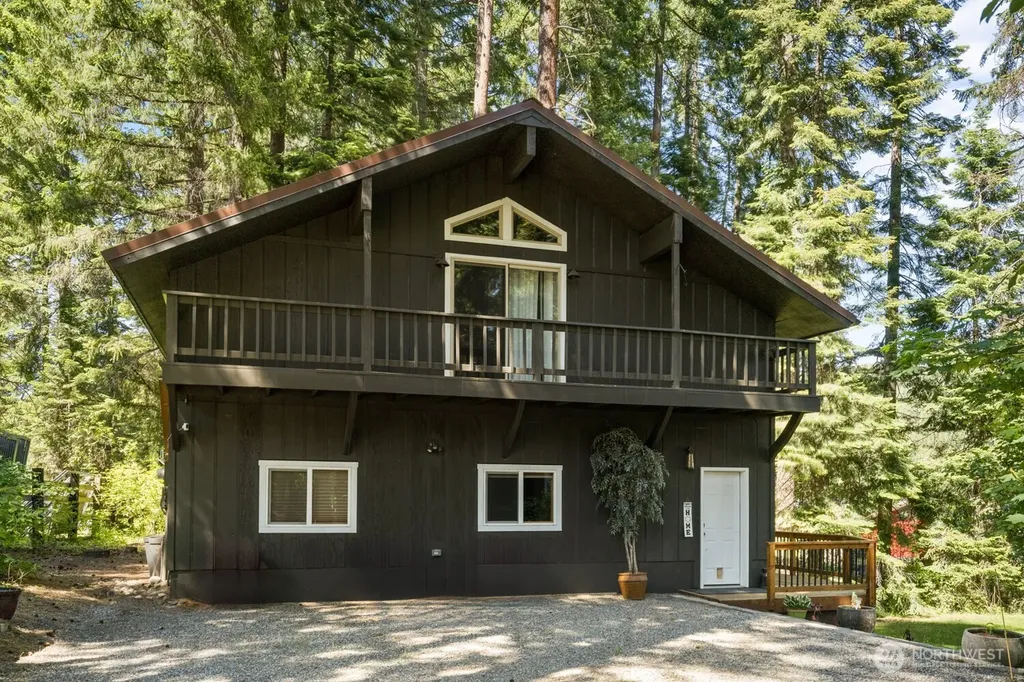 671 W Pacific Avenue Ronald WA 98940
