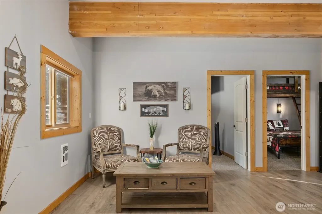 671 W Pacific Avenue Ronald WA 98940