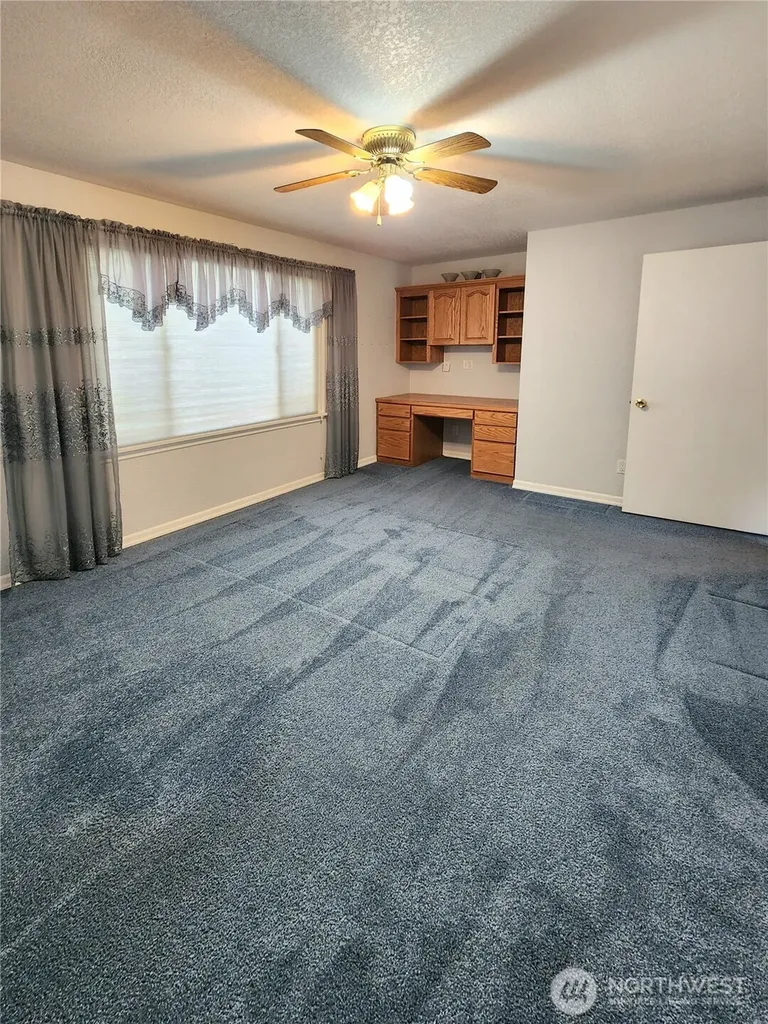 114 Cedar Avenue College Place WA 99324