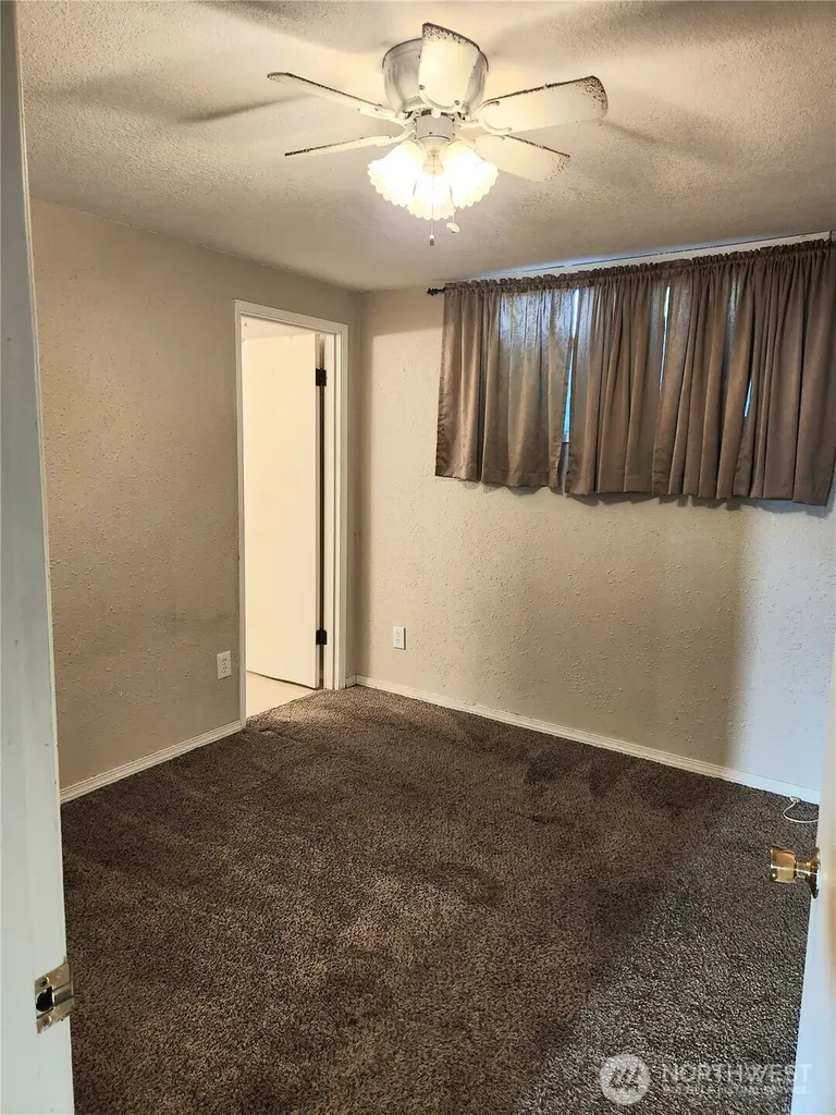 114 Cedar Avenue College Place WA 99324