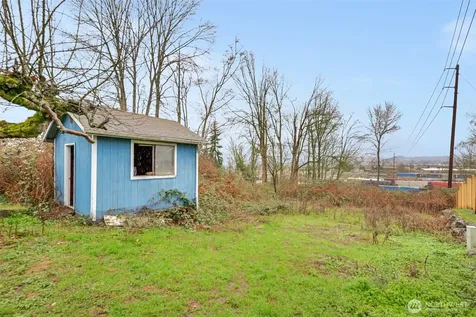 833 E Marine View Drive Everett WA 98201