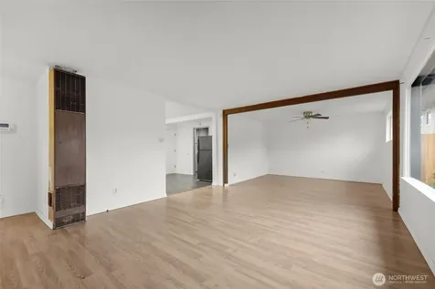 833 E Marine View Drive Everett WA 98201