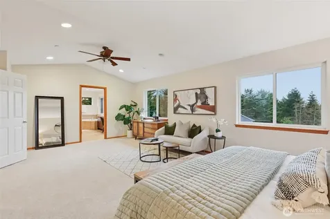 4707 NE 7th Place Renton WA 98059