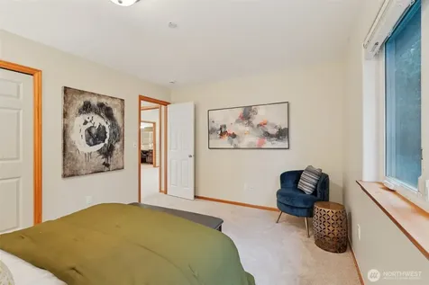 4707 NE 7th Place Renton WA 98059