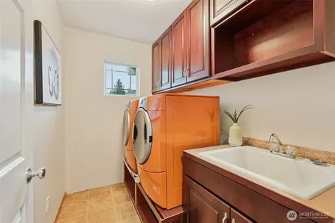 4707 NE 7th Place Renton WA 98059