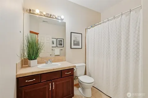 4707 NE 7th Place Renton WA 98059