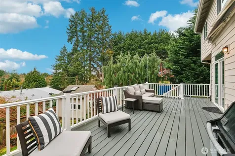 4707 NE 7th Place Renton WA 98059