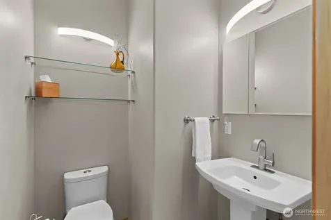 2220 Michael Brooke Wenatchee WA 98801